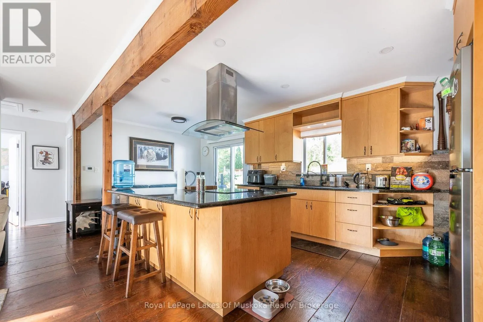 UPPER - 462 MUSKOKA 3 ROAD N #Upper