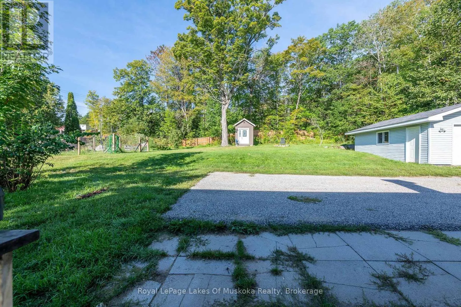 UPPER - 462 MUSKOKA 3 ROAD N #Upper