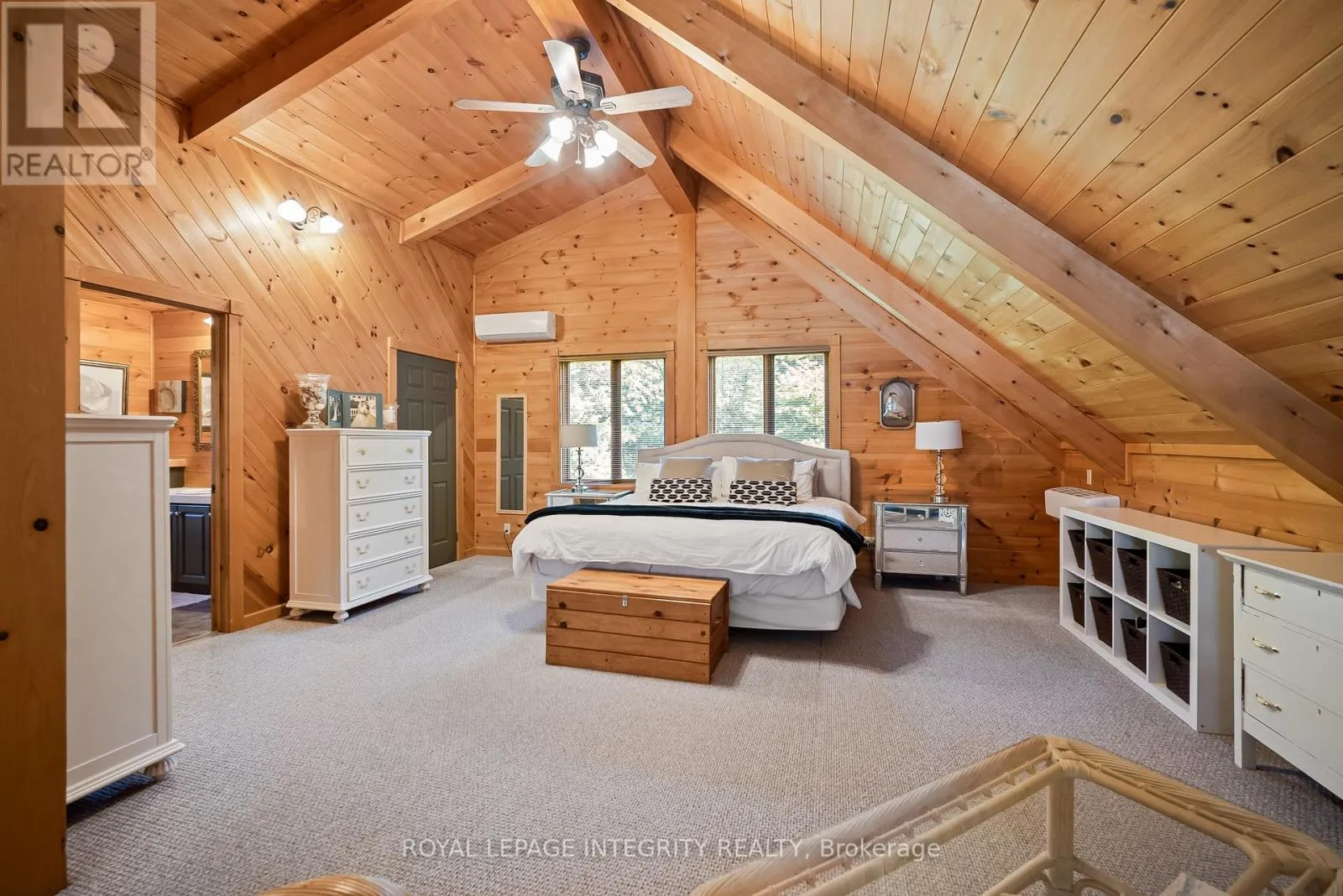 26 WALLACE ISLAND