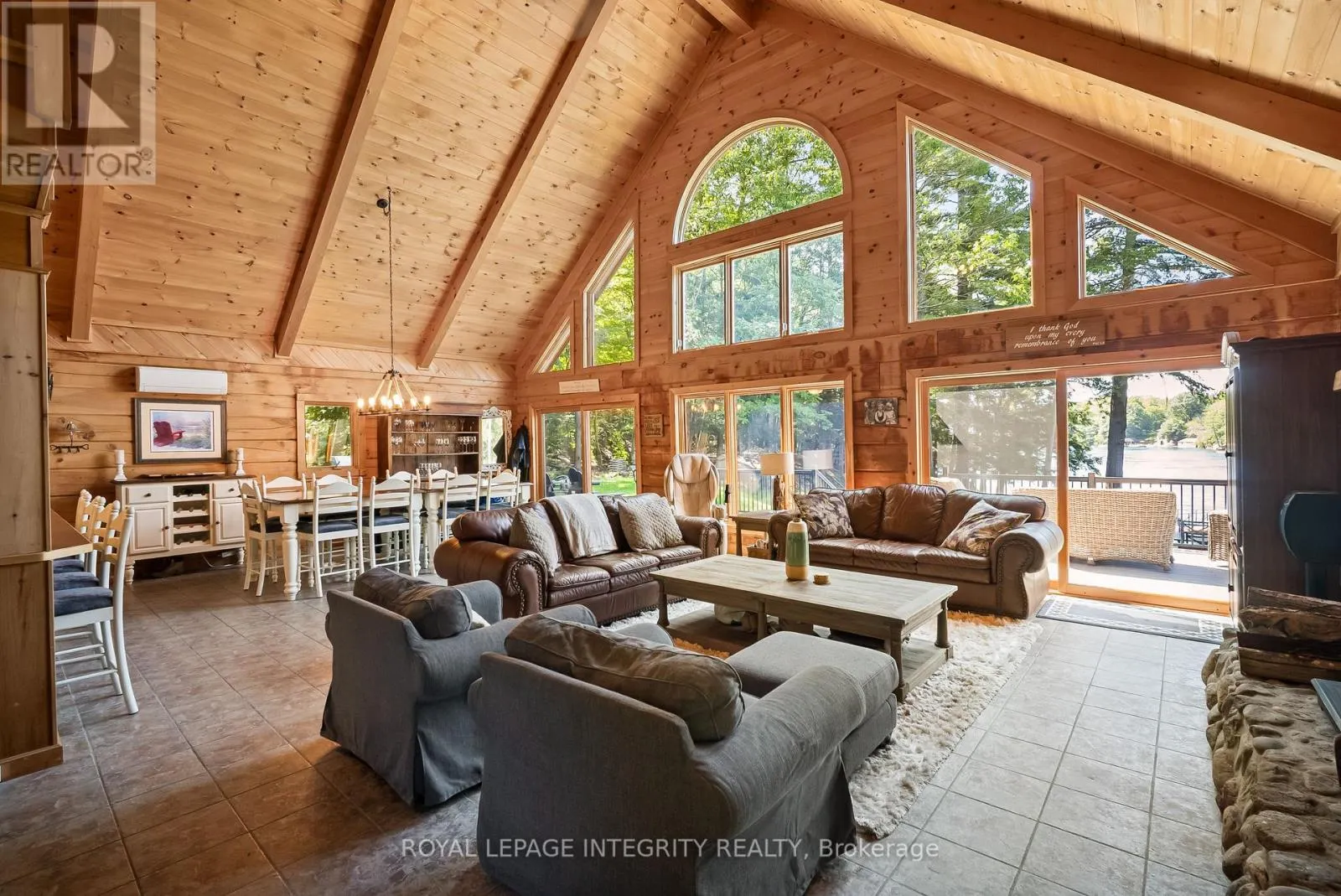 26 WALLACE ISLAND