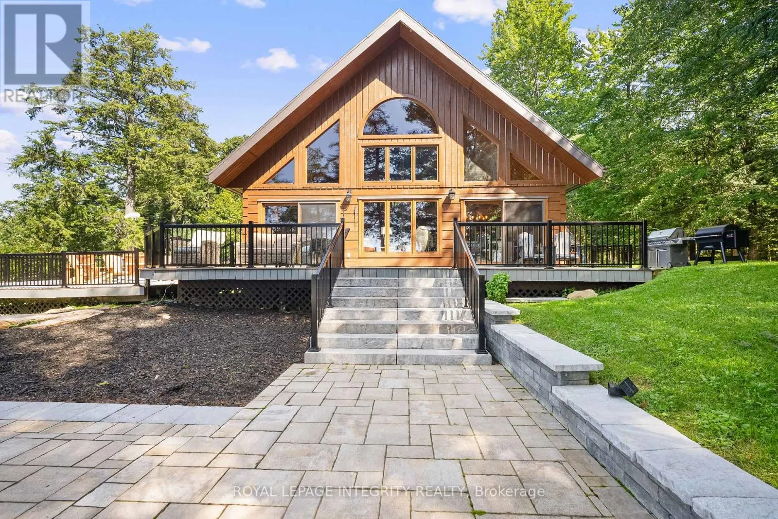 26 WALLACE ISLAND