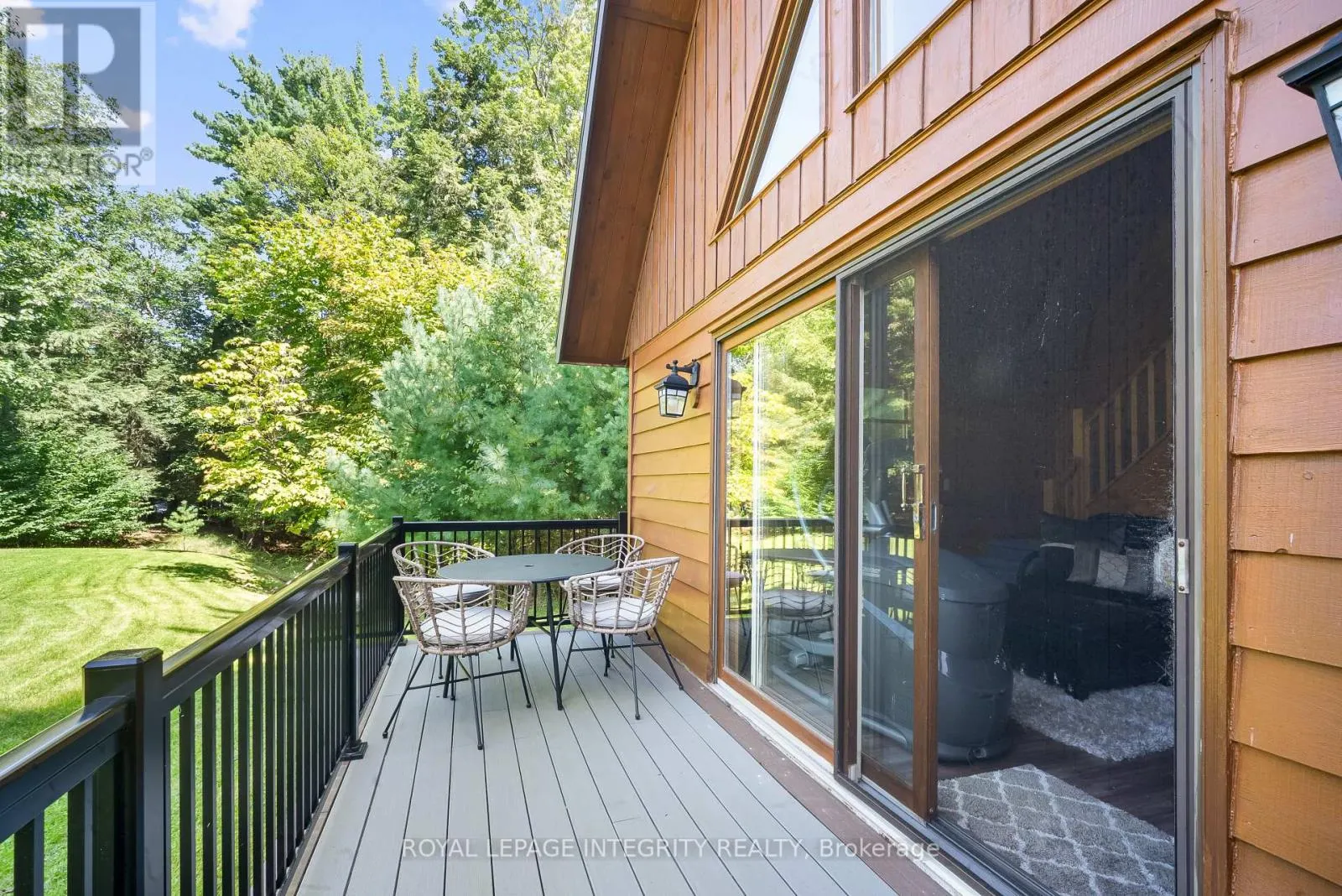 26 WALLACE ISLAND