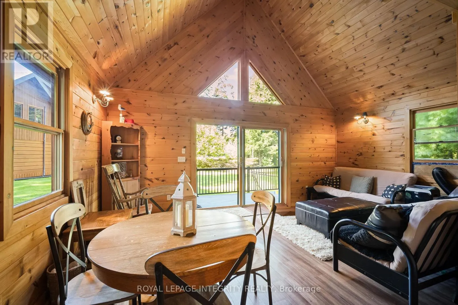 26 WALLACE ISLAND