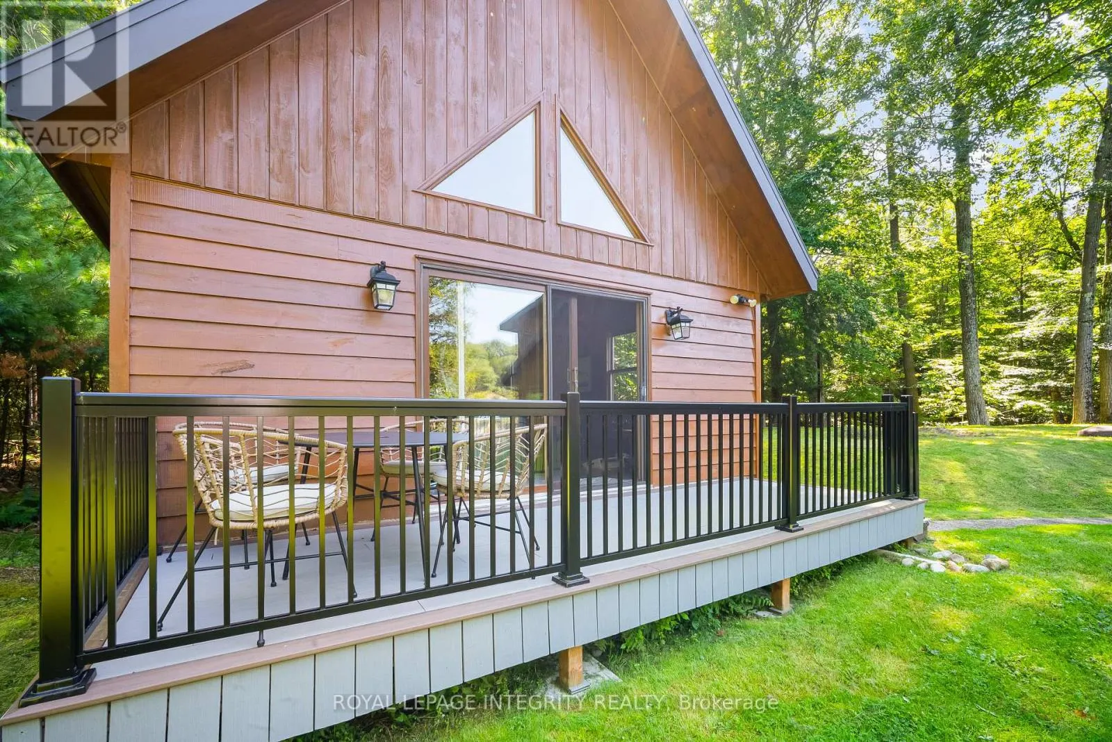 26 WALLACE ISLAND