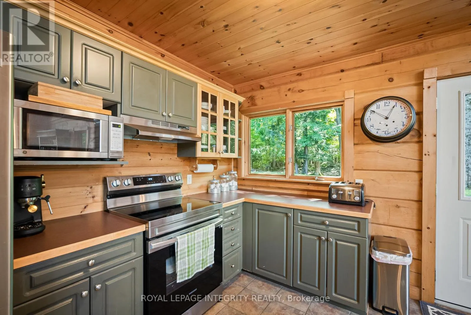 26 WALLACE ISLAND