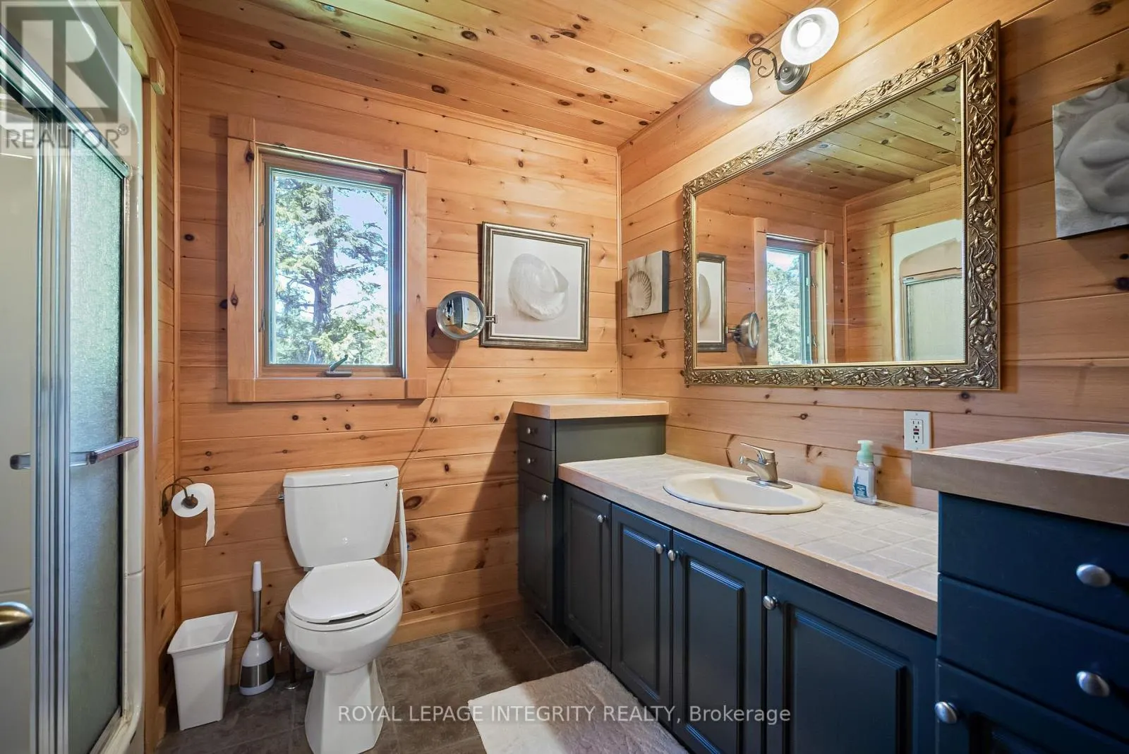26 WALLACE ISLAND