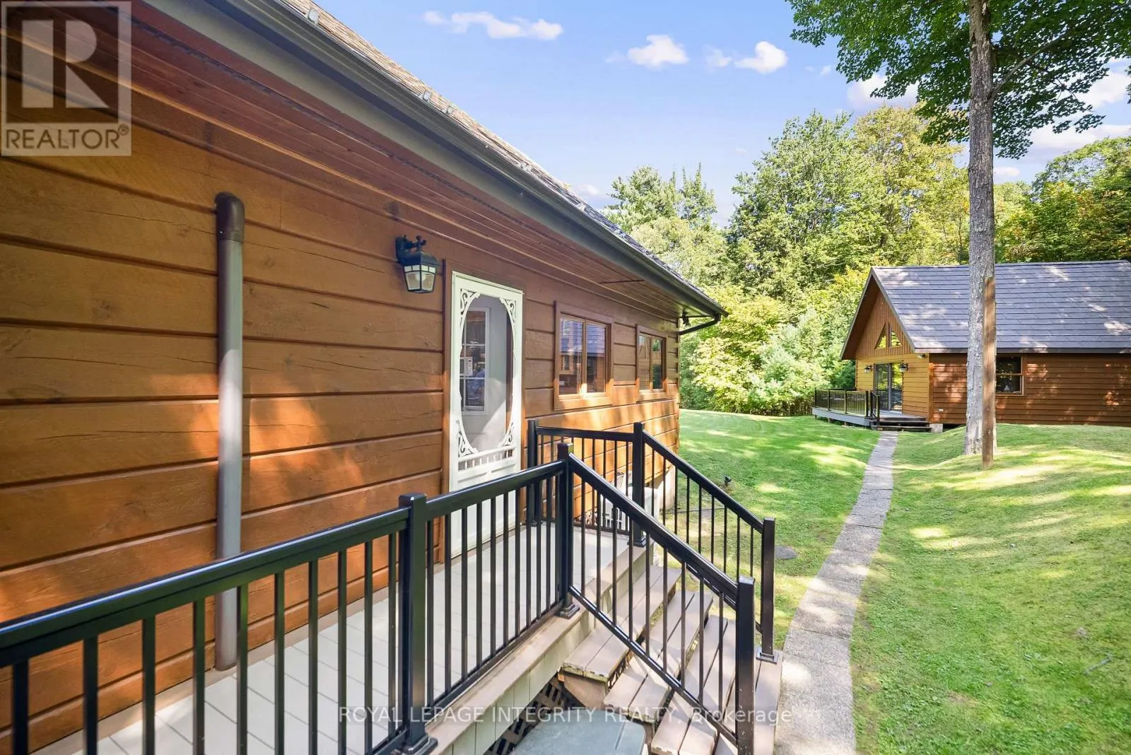 26 WALLACE ISLAND