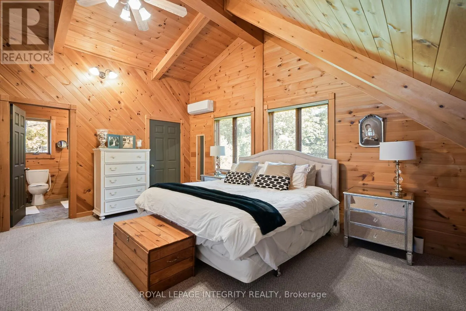 26 WALLACE ISLAND