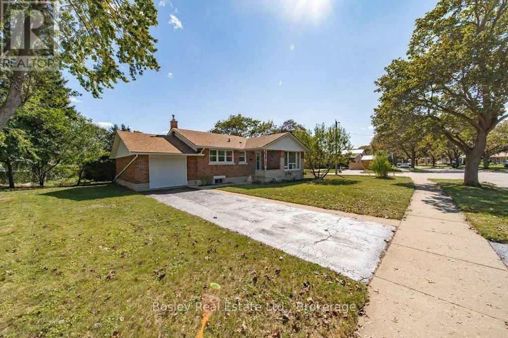 18 MAYWOOD ROAD