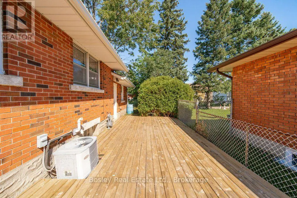 18 MAYWOOD ROAD