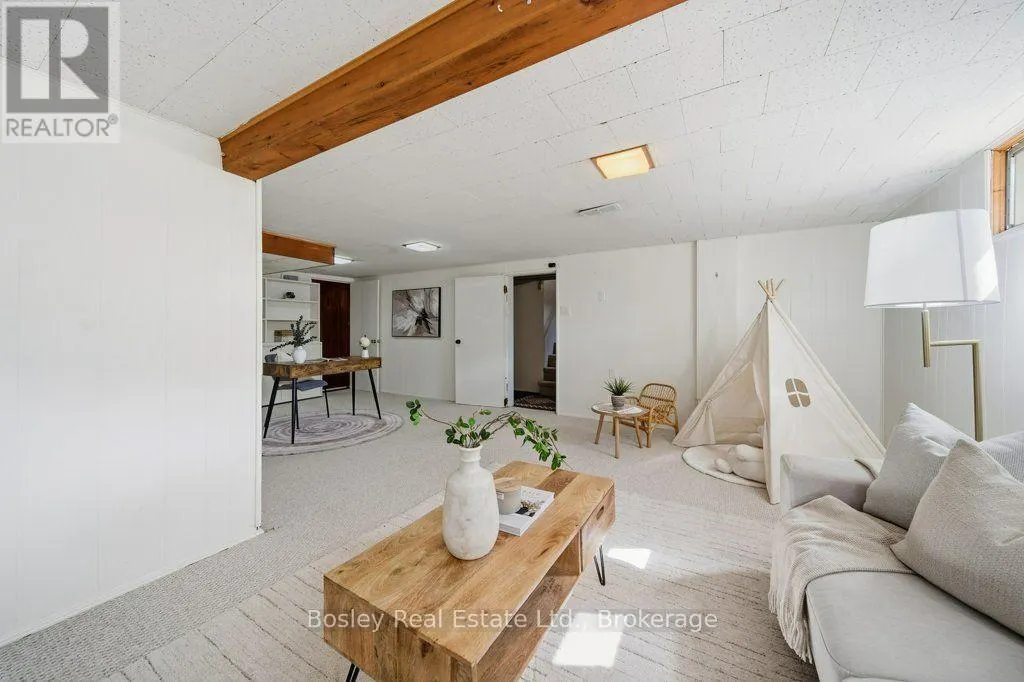 18 MAYWOOD ROAD