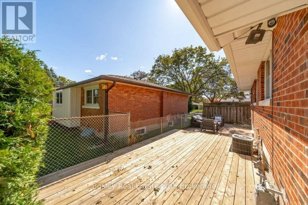 18 MAYWOOD ROAD
