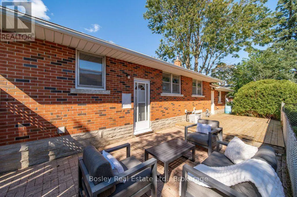 18 MAYWOOD ROAD