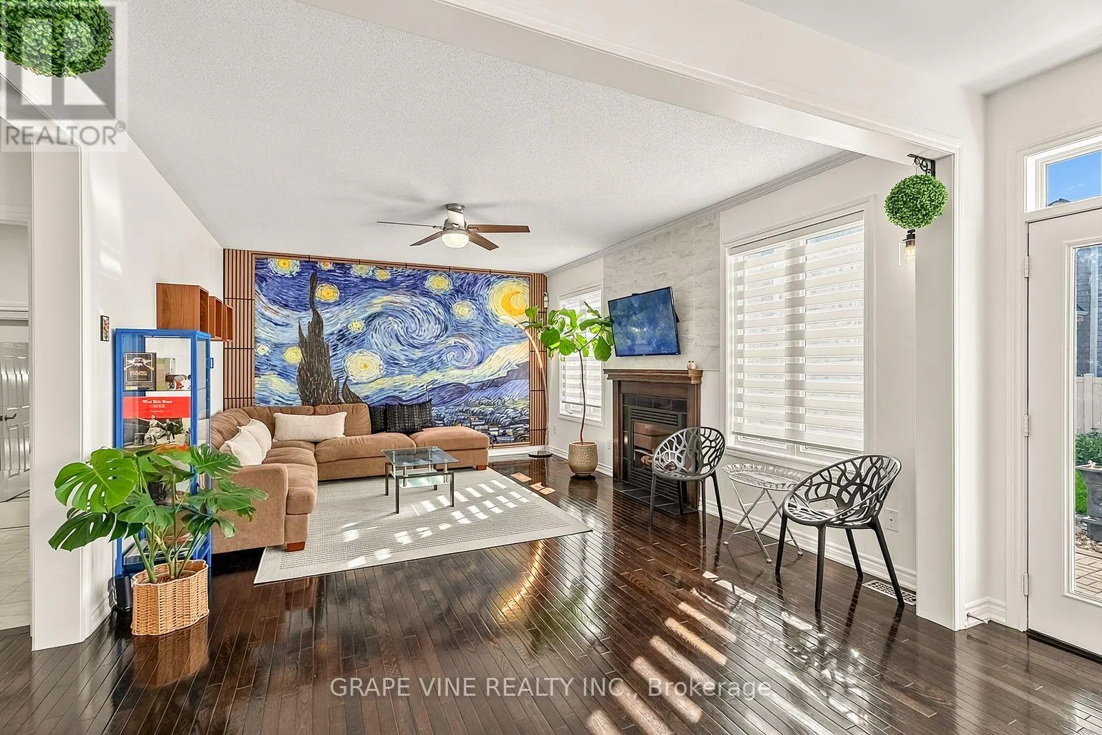 2784 GRAND VISTA CIRCLE