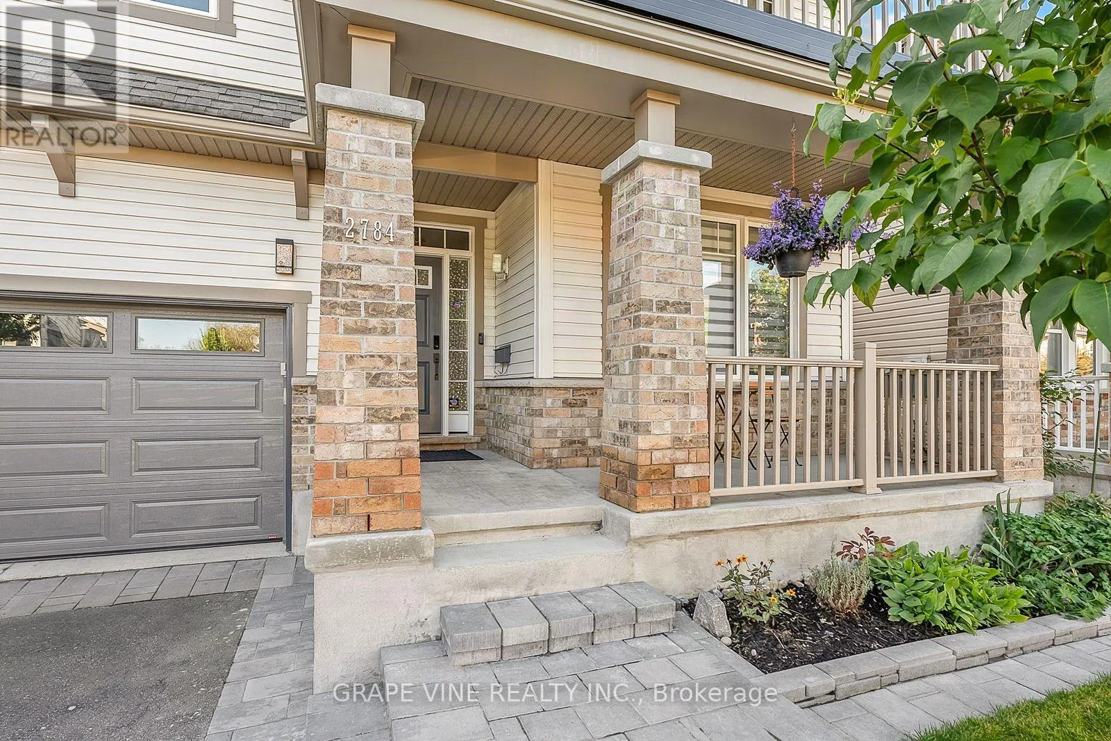 2784 GRAND VISTA CIRCLE