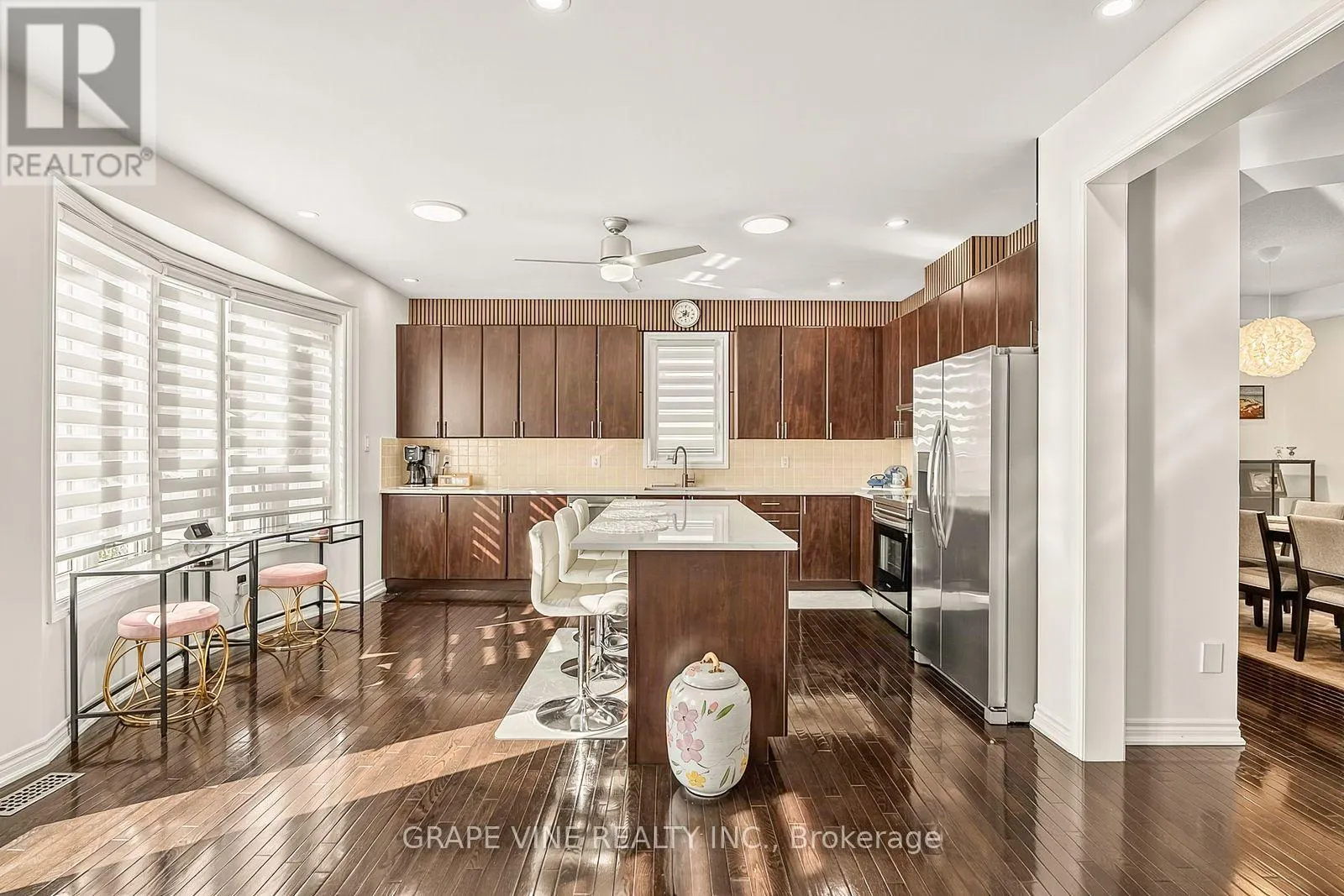 2784 GRAND VISTA CIRCLE