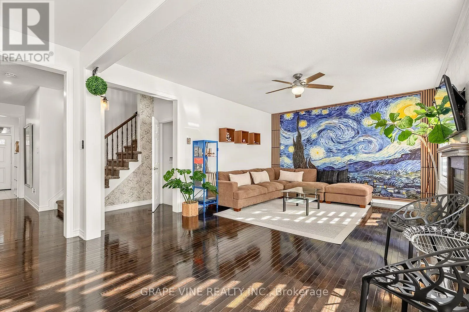 2784 GRAND VISTA CIRCLE
