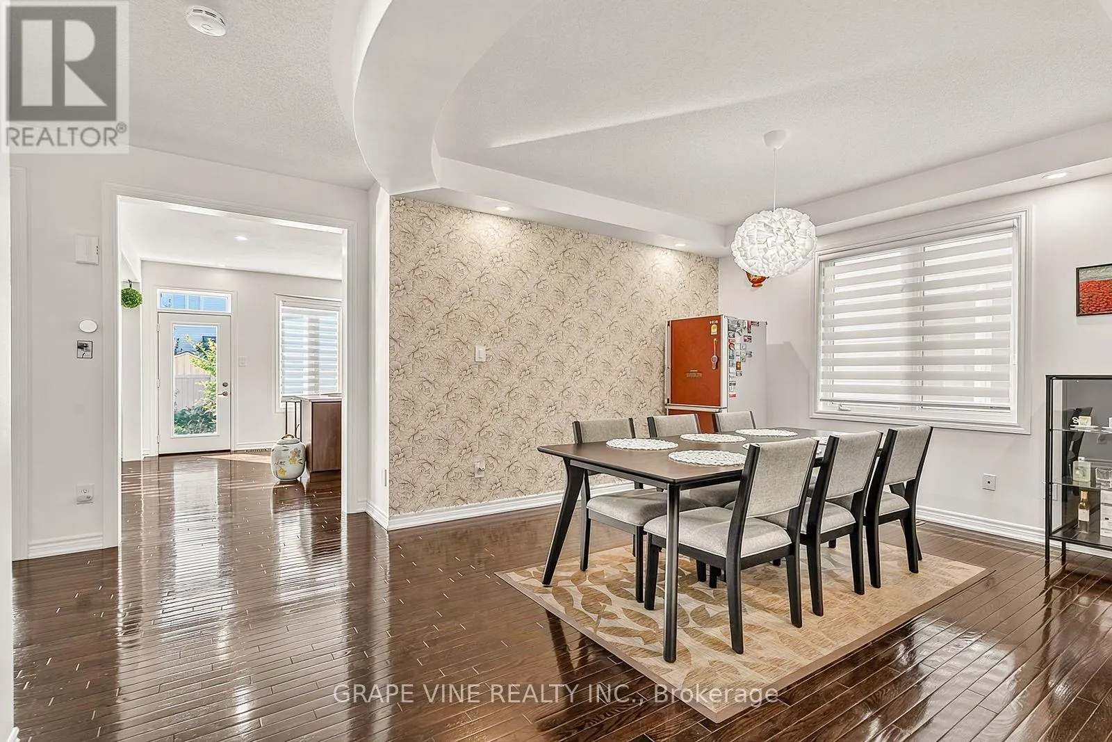 2784 GRAND VISTA CIRCLE