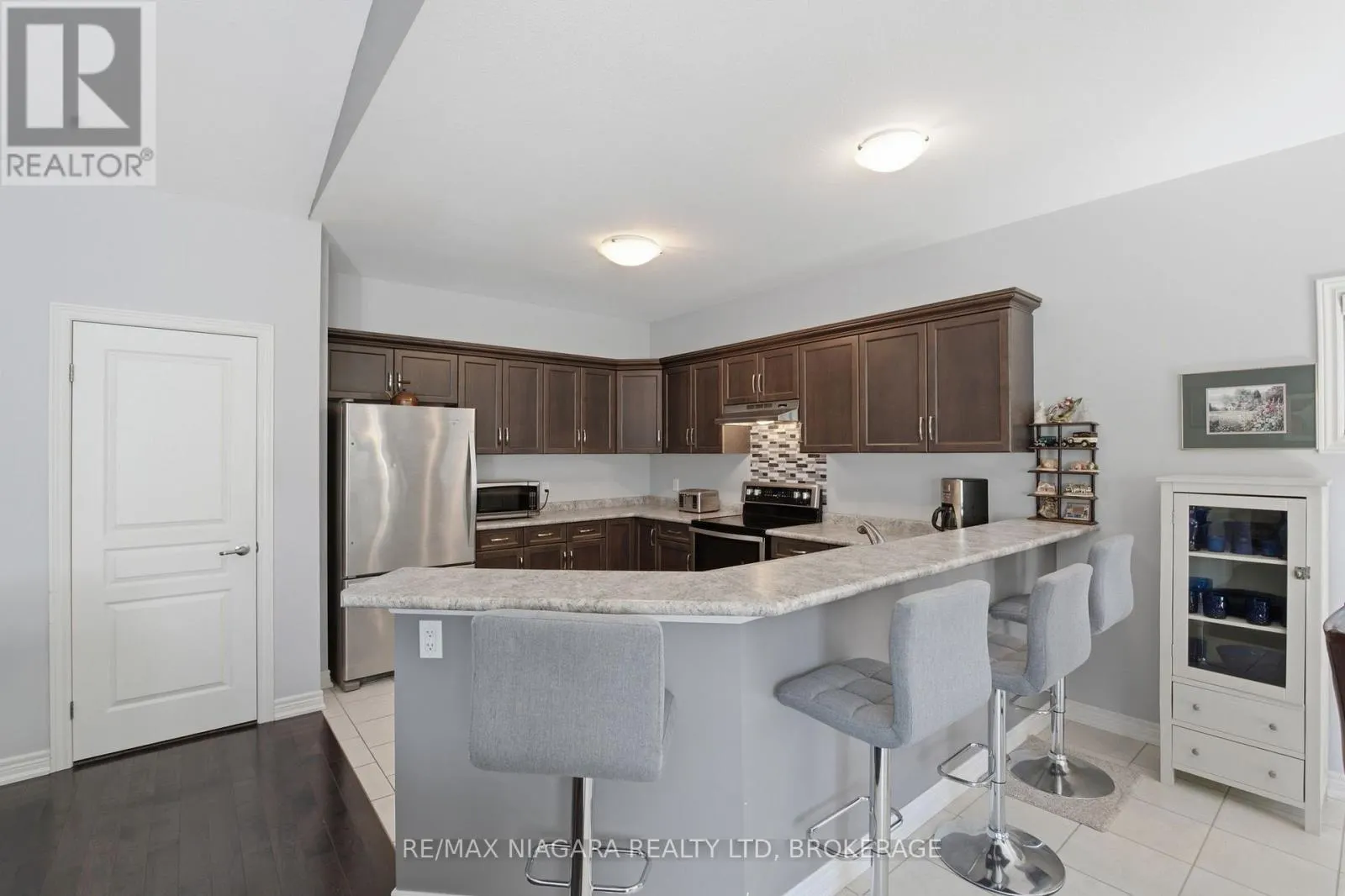 3563 DOMINION ROAD