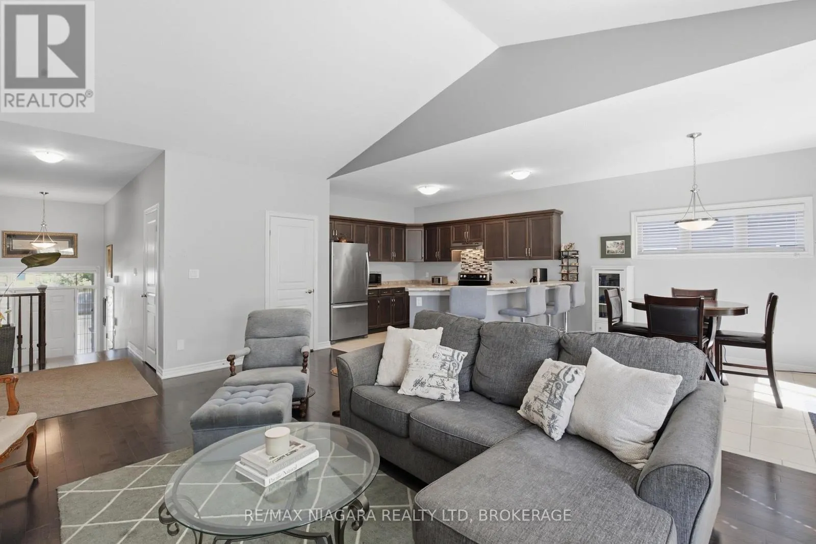 3563 DOMINION ROAD