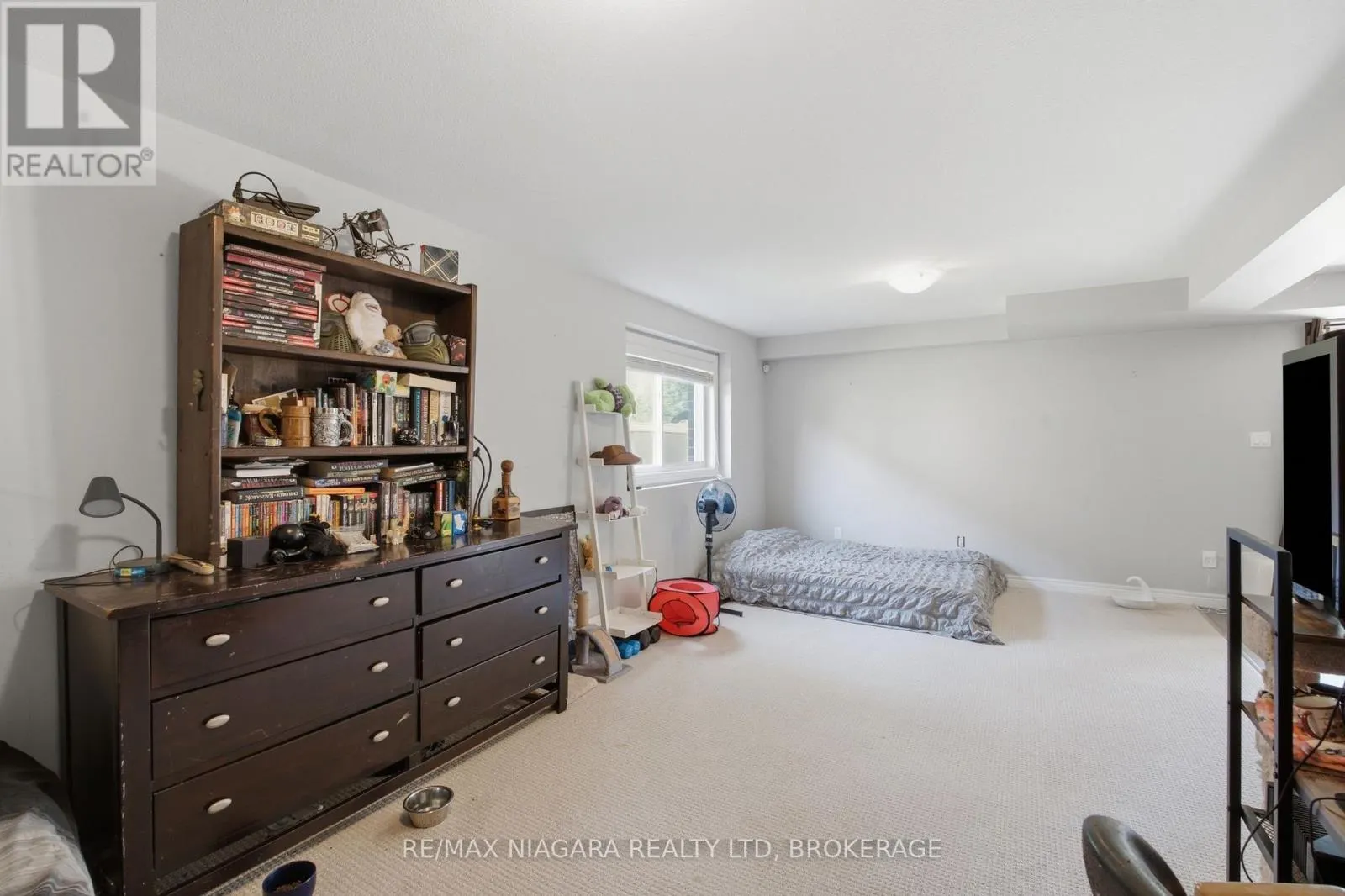 3563 DOMINION ROAD