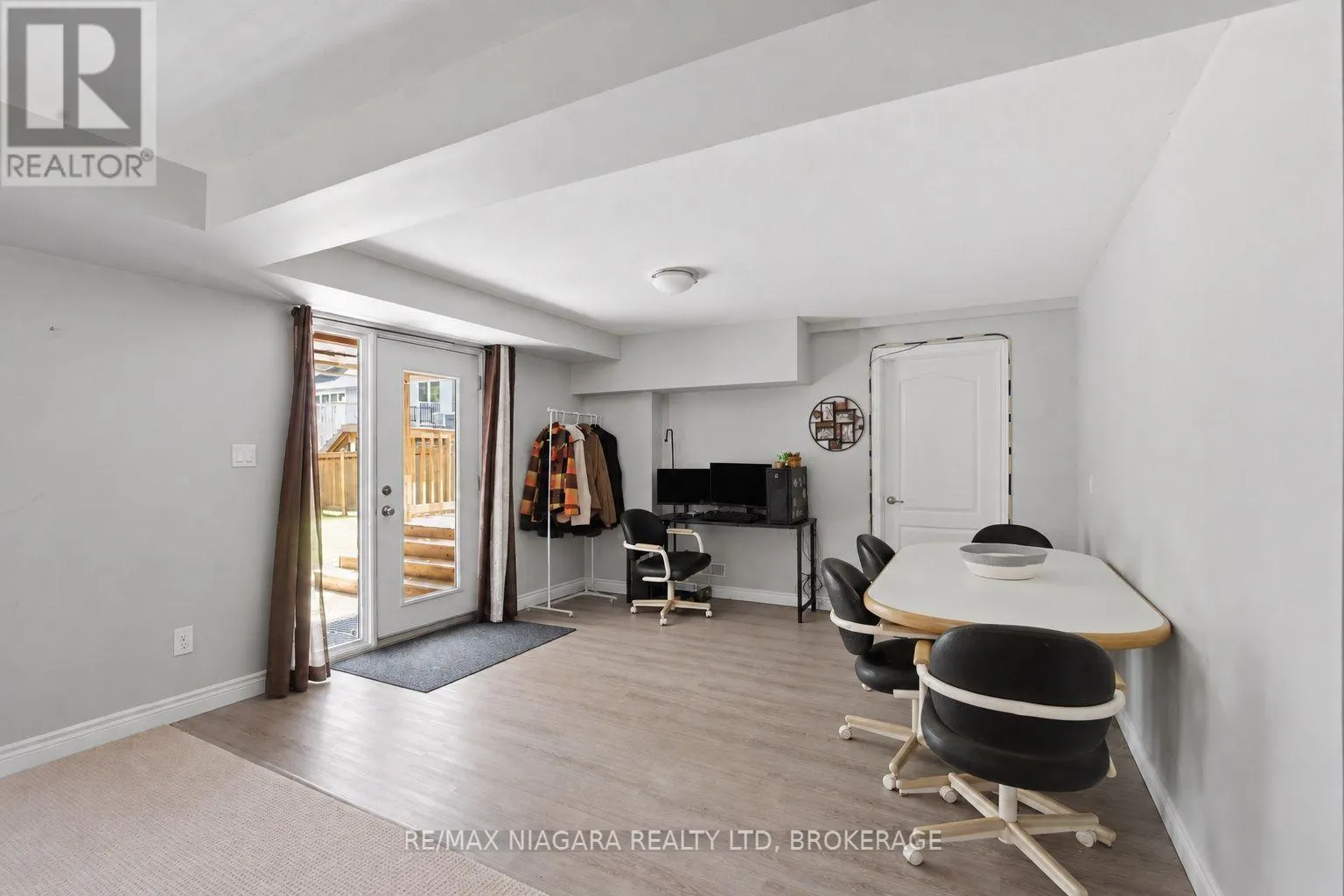 3563 DOMINION ROAD
