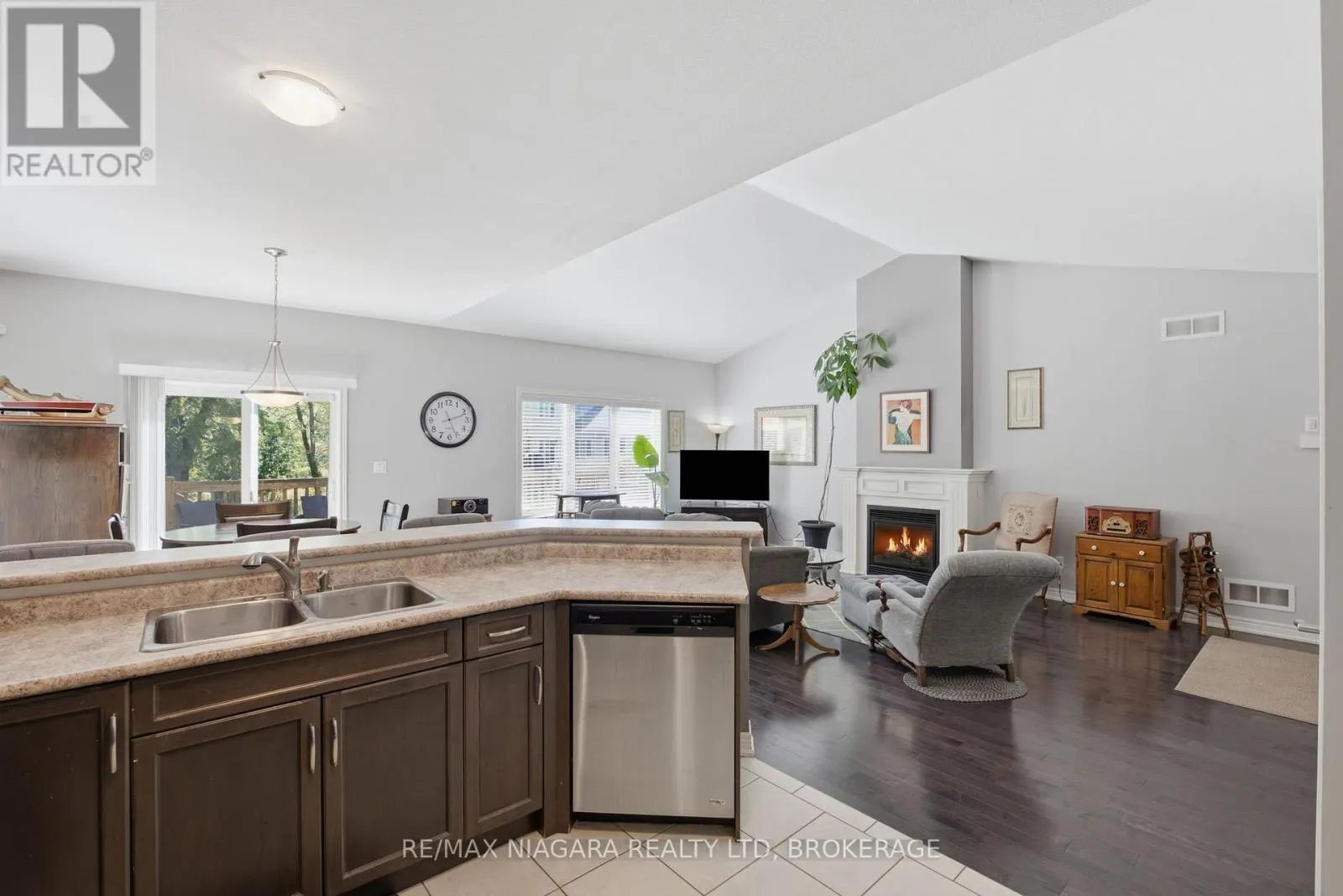 3563 DOMINION ROAD