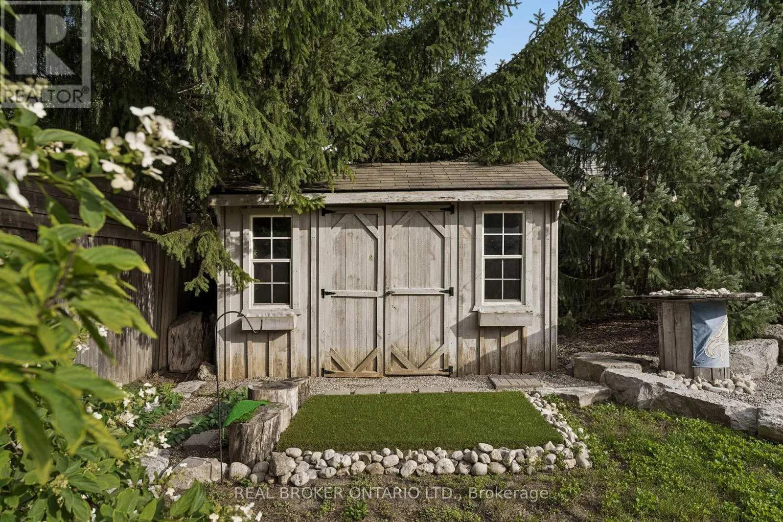 373 FORESTLAWN ROAD