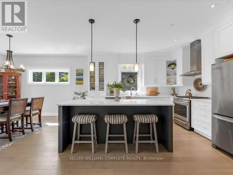 21 - 17 RIDGEVIEW CRESCENT