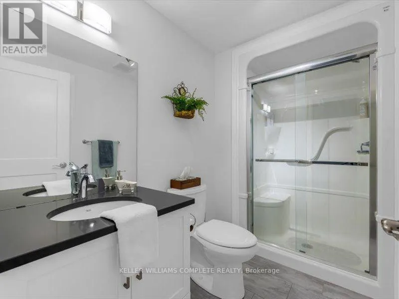 21 - 17 RIDGEVIEW CRESCENT #21