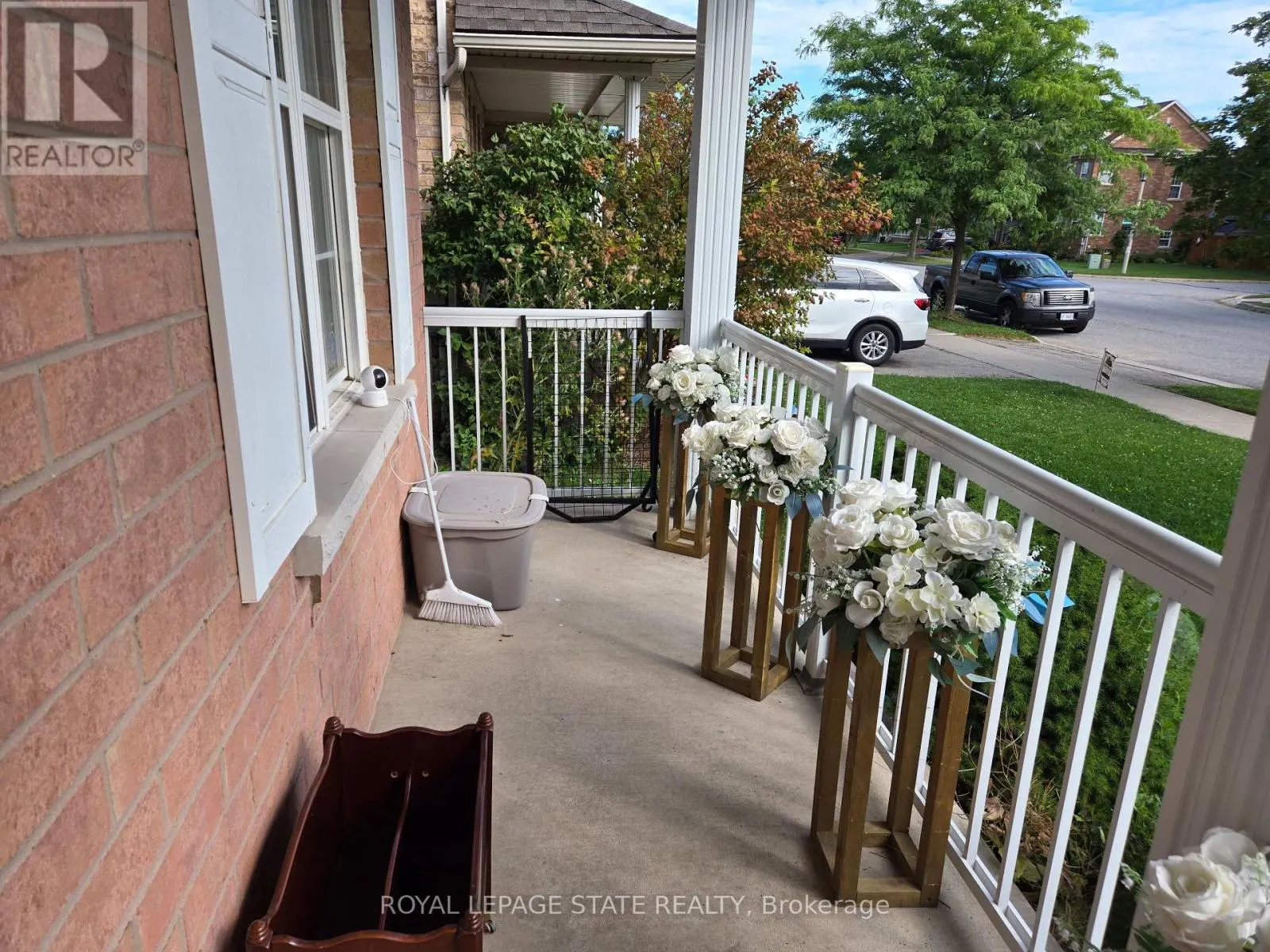 28 NIAGARA ON THE GREEN BOULEVARD