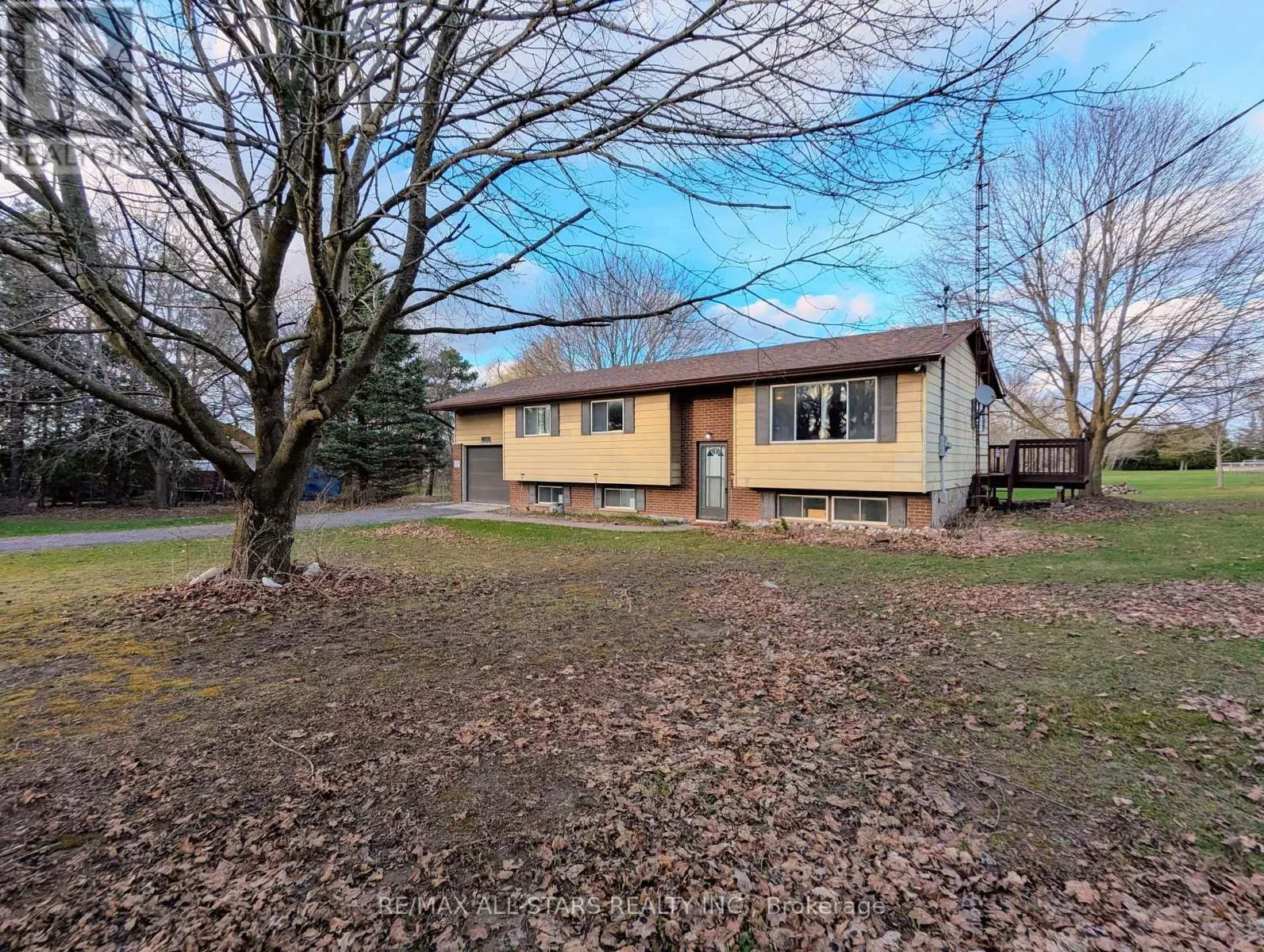 23 VALLEY ROAD