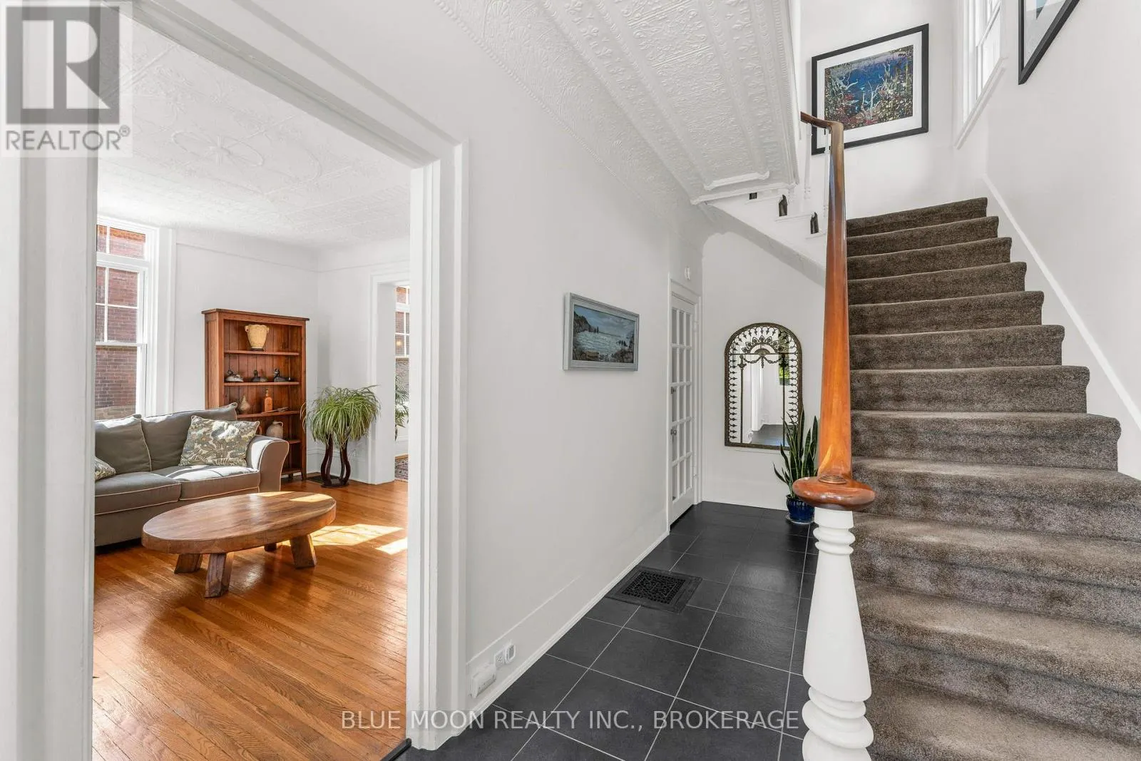 122 RICHARD STREET