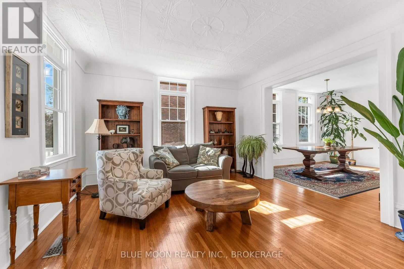 122 RICHARD STREET