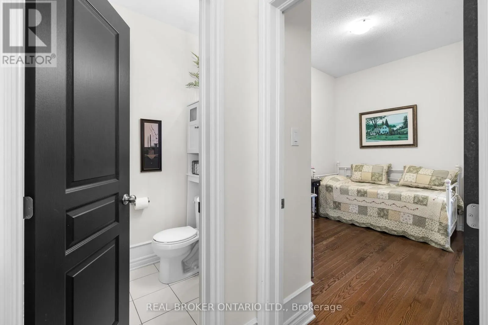 128 GEORGE STREET W