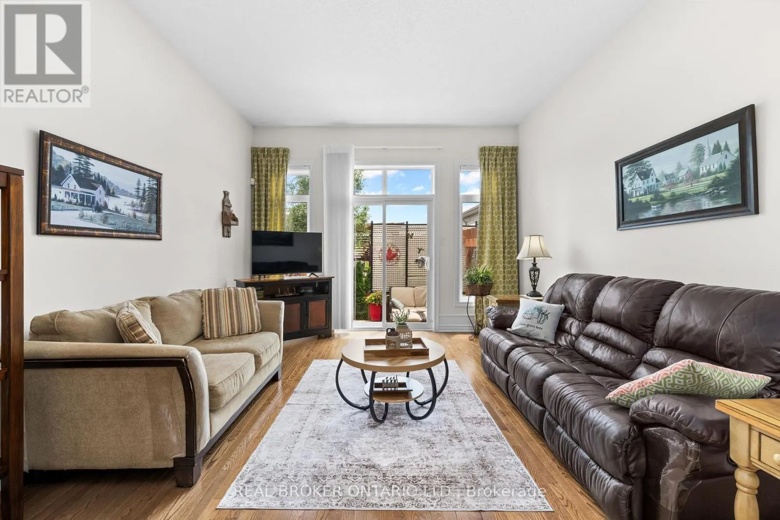 128 GEORGE STREET W