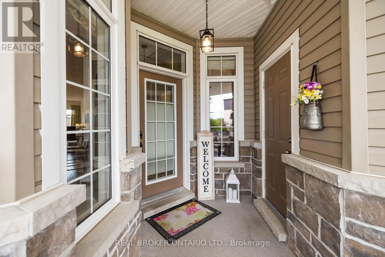 128 GEORGE STREET W