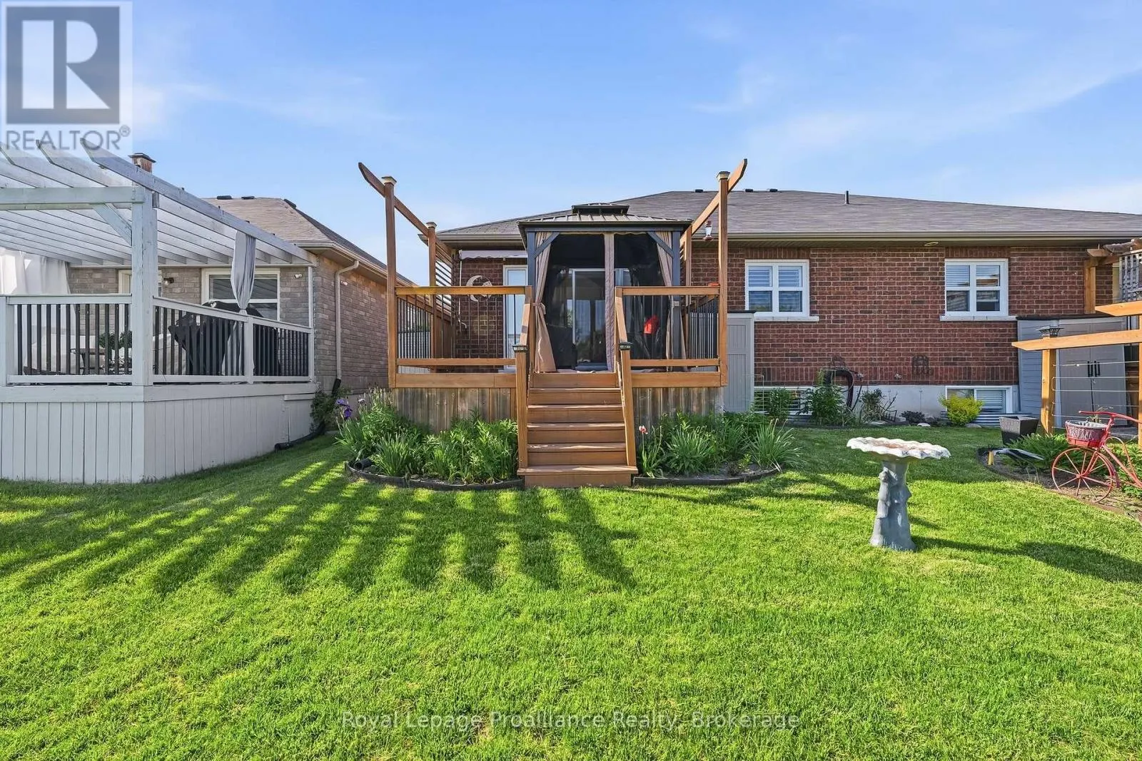 56 ROYAL GALA DRIVE
