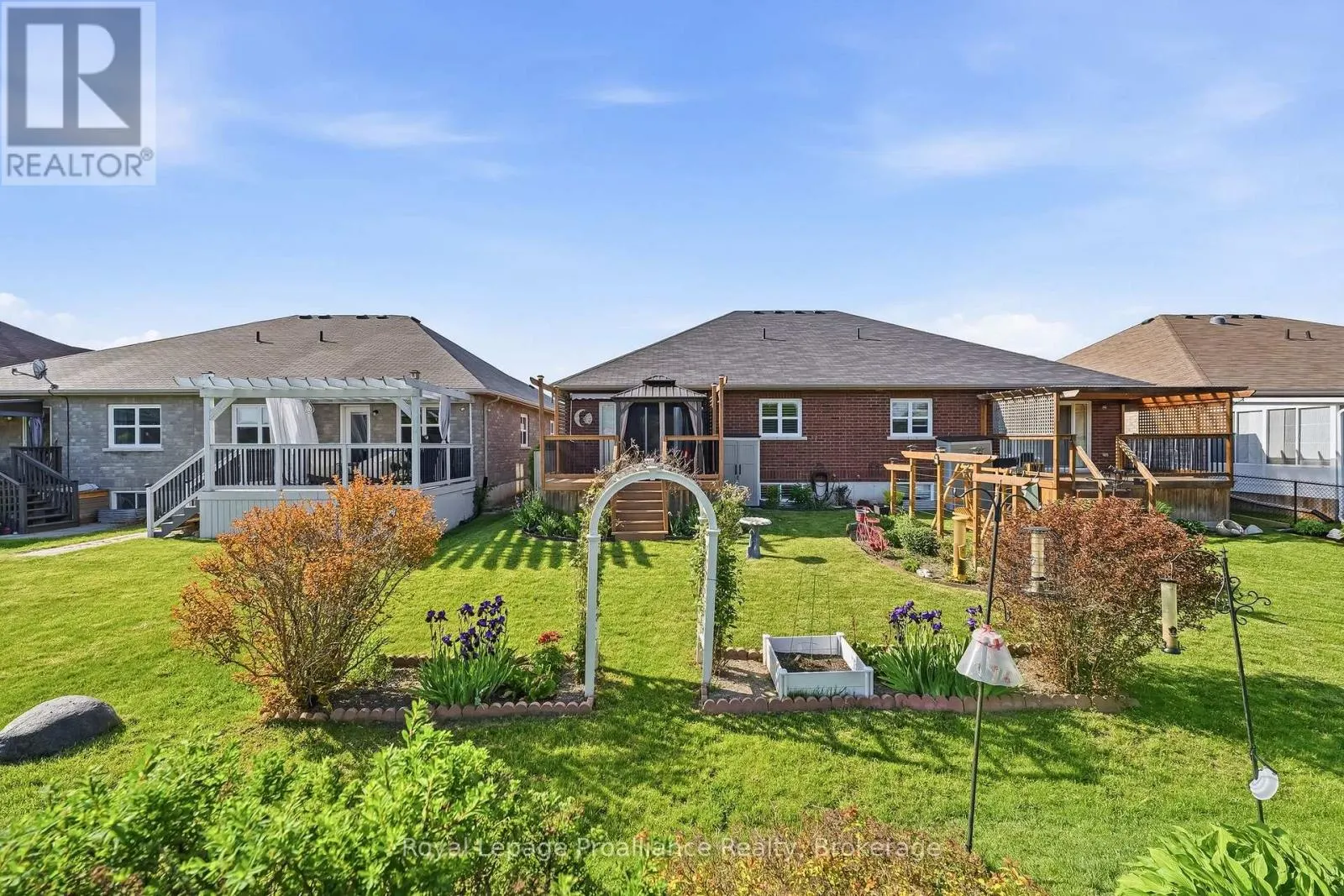 56 ROYAL GALA DRIVE