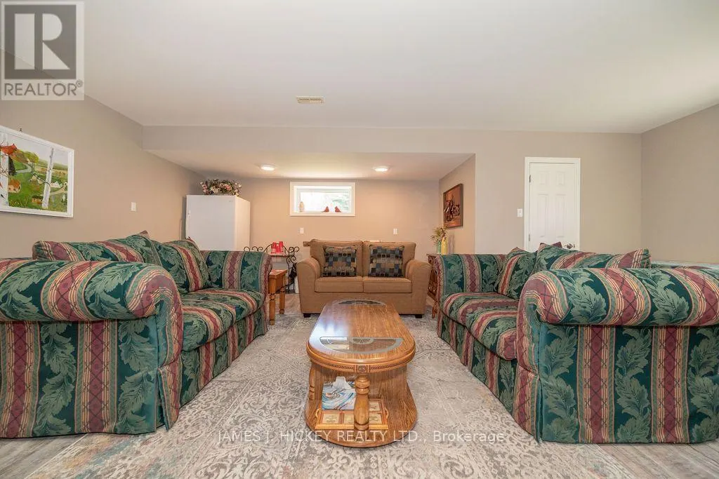 182 RIVER DRIVE