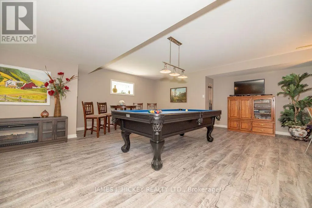 182 RIVER DRIVE
