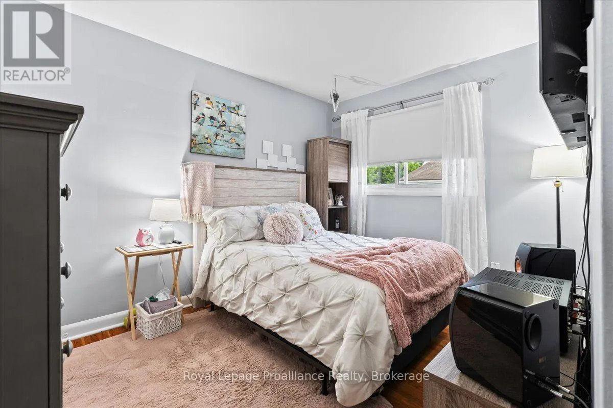 23 ALFRED DRIVE