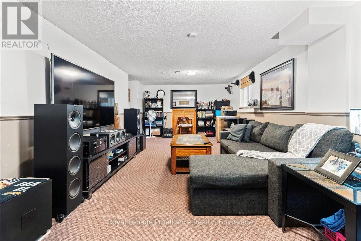 23 ALFRED DRIVE
