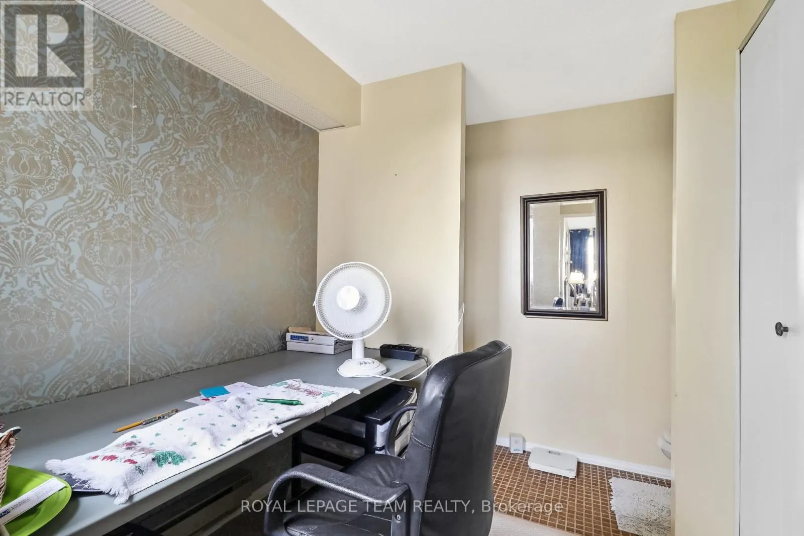 1008 - 1285 CAHILL DRIVE