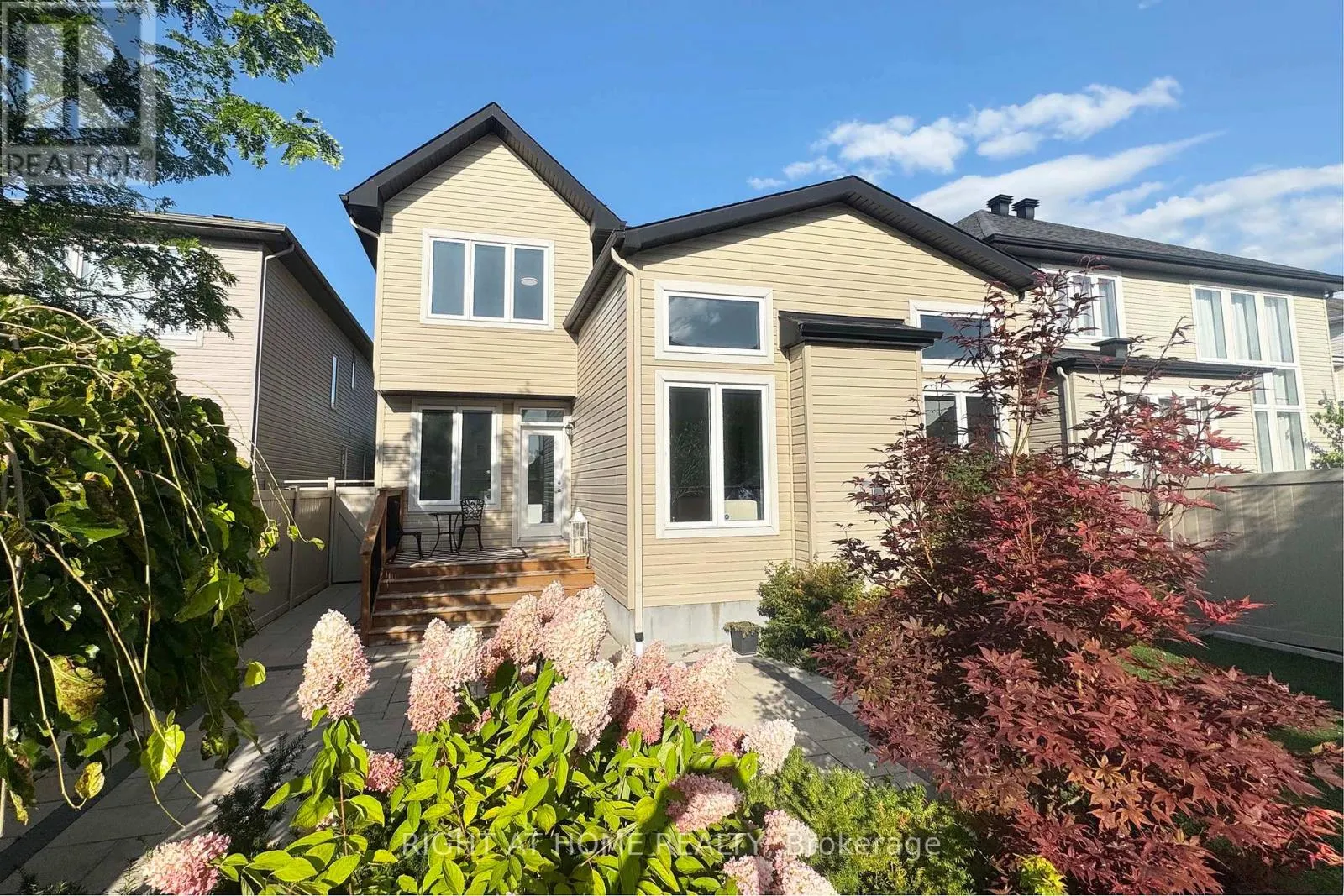 504 BRECCIA HEIGHTS