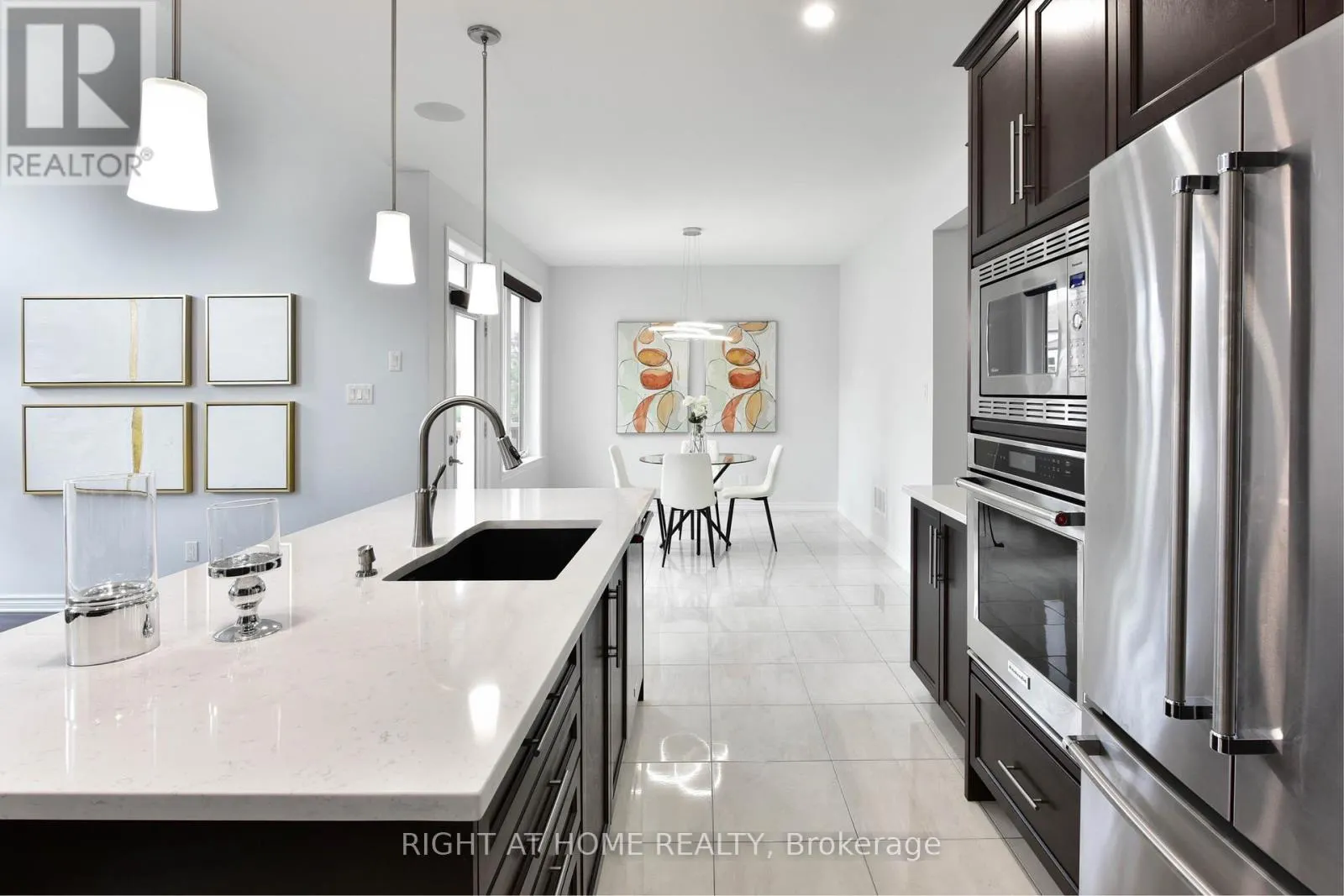 504 BRECCIA HEIGHTS