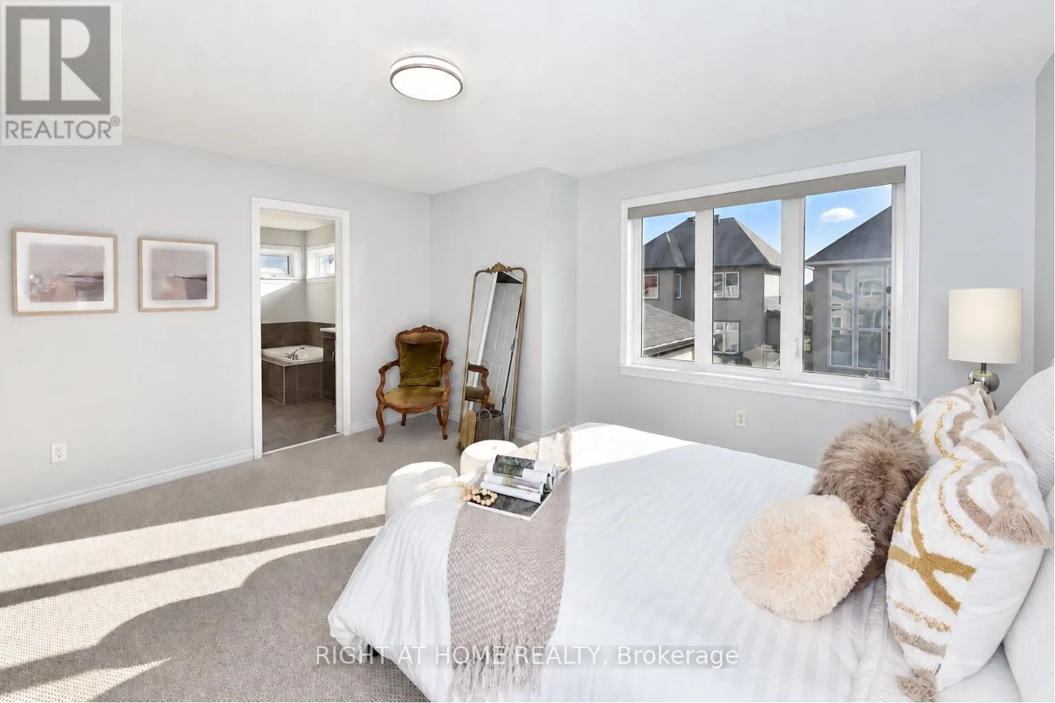 504 BRECCIA HEIGHTS