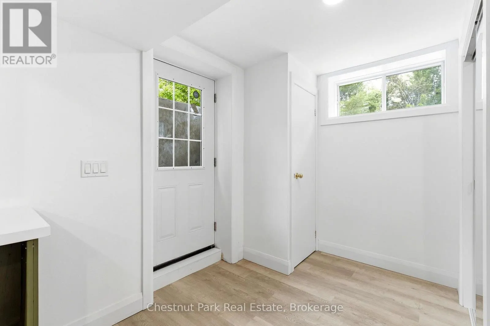 30 CATHARINE CRESCENT