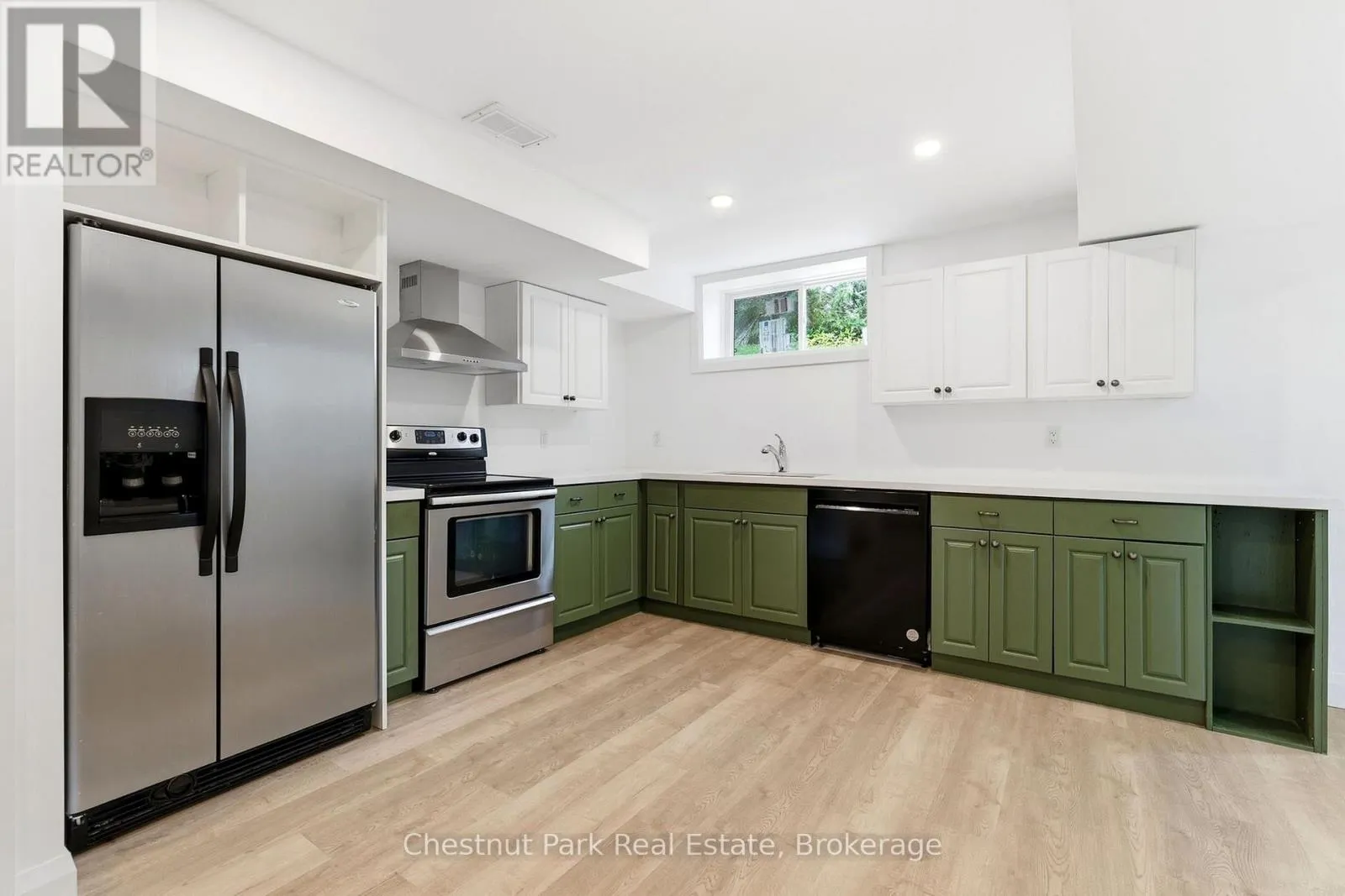 30 CATHARINE CRESCENT
