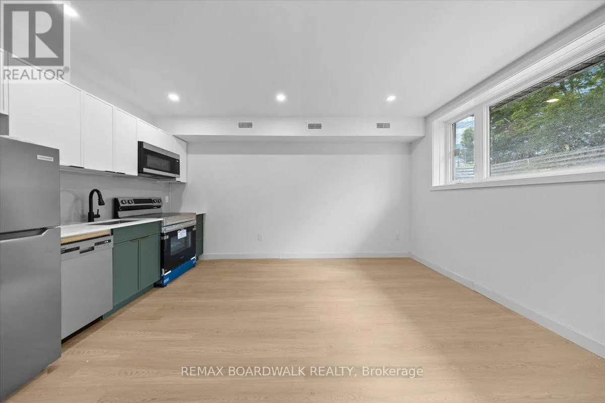 UNIT 1 - 315 SAVARD AVENUE